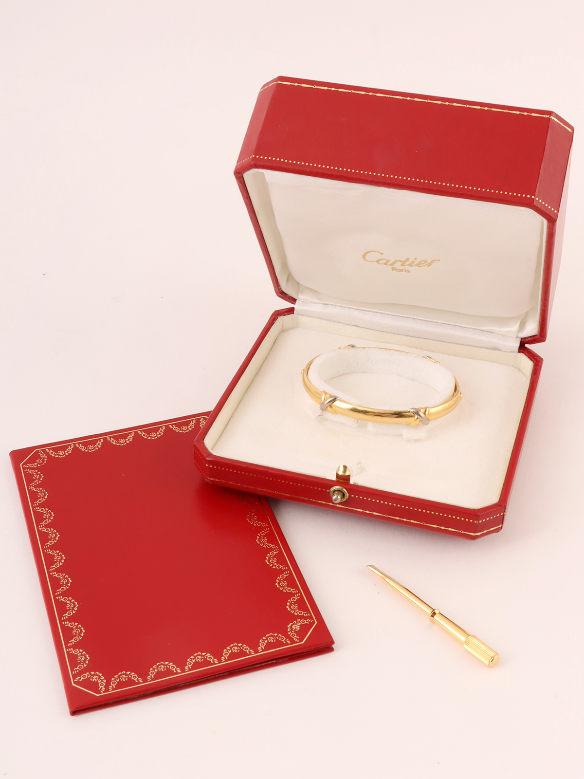 Cartier ゴールド バングル 付属品完備 カルティエ ジュストアンクル #17 バングル 18金 K18イエロー